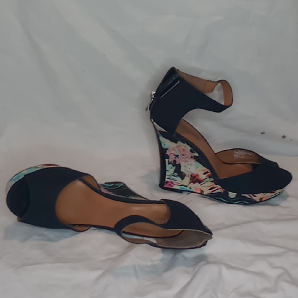Platform wedge heels